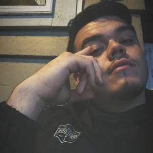 Meet your Posher, Andres